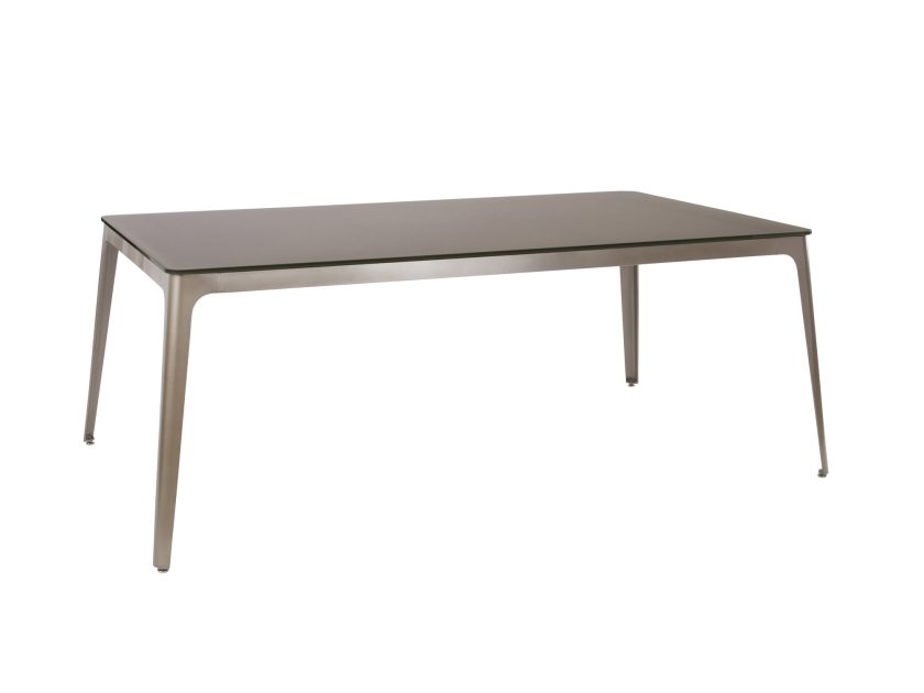 Elite Mesa Dining Table