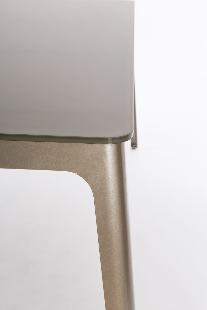 Elite Mesa Dining Table - Image 3