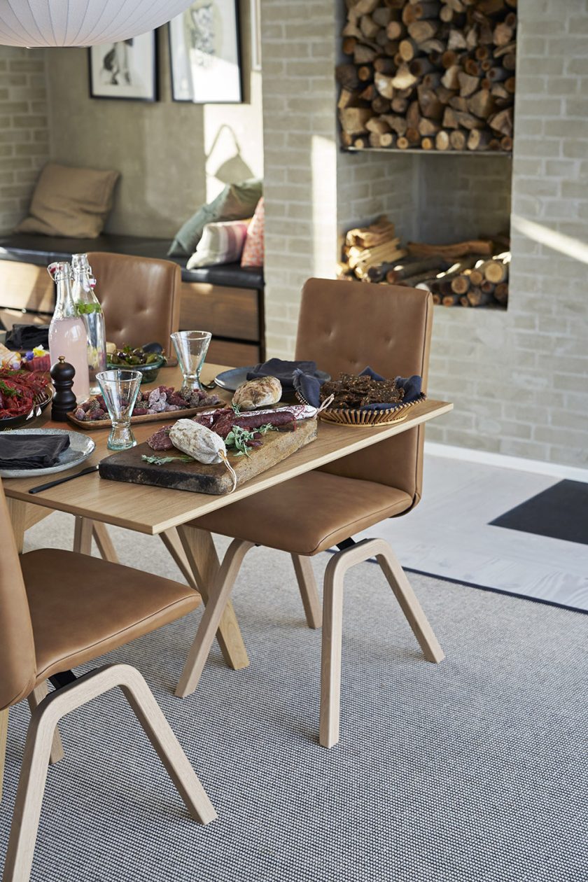 Ekornes Rosemary Low Dining Chair with D200 Base - Image 6
