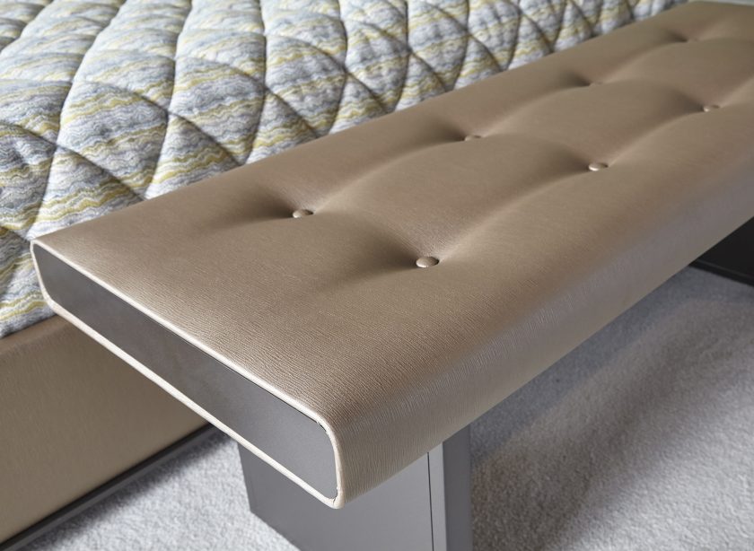 Elite Brittany Bench - Image 3