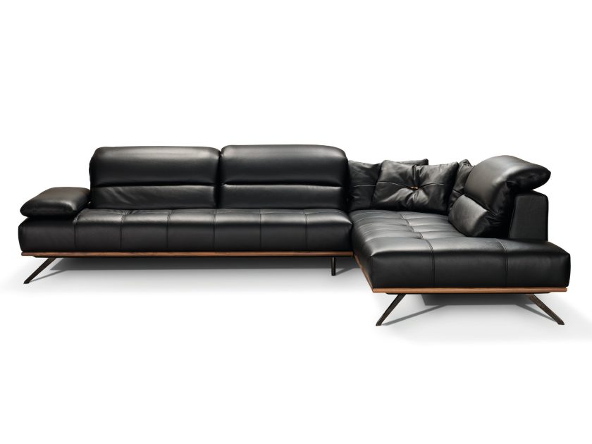 i734 Sectional