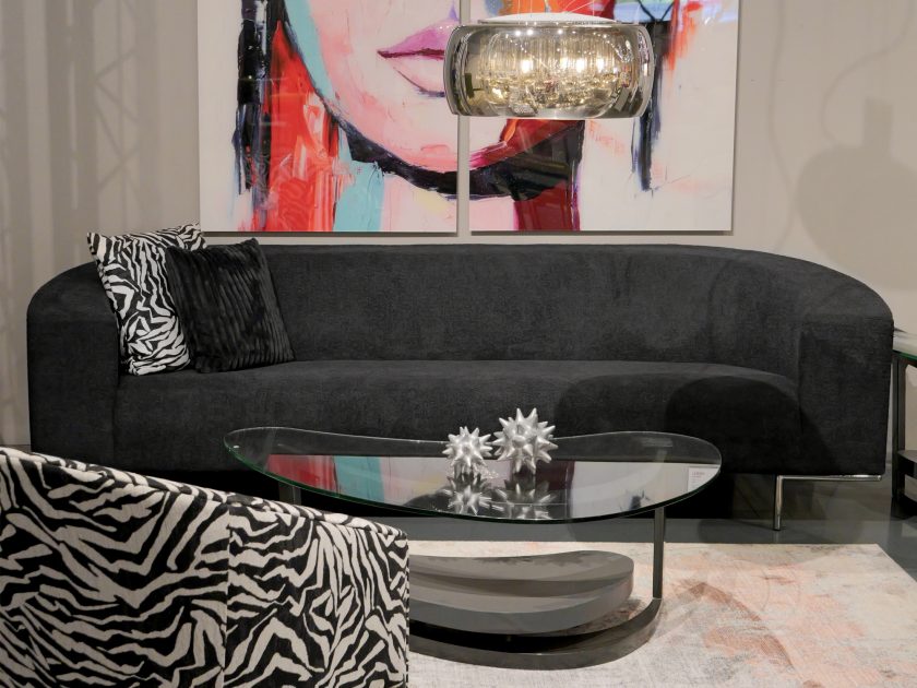 Manhattan Sofa - Image 3