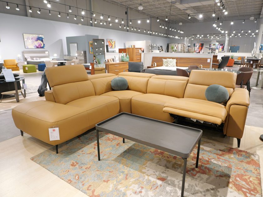 Domicil Marlon Sectional NP-674E Camel Leather
