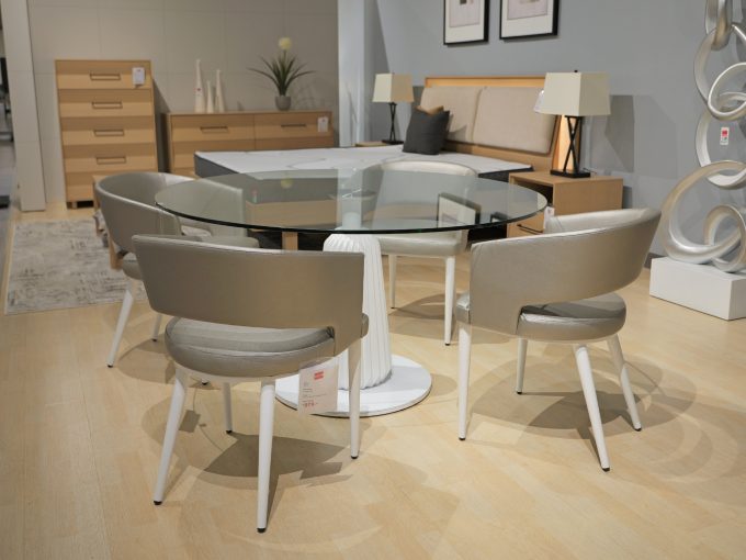 Elite Regina With Circa Dining Chairs